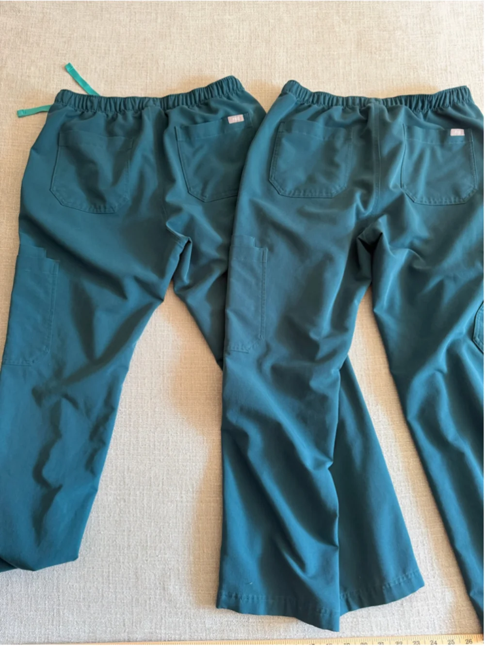 Figs Cairo Straight-Leg Scrub Pant Caribbean Blue Mens medium 2 pair